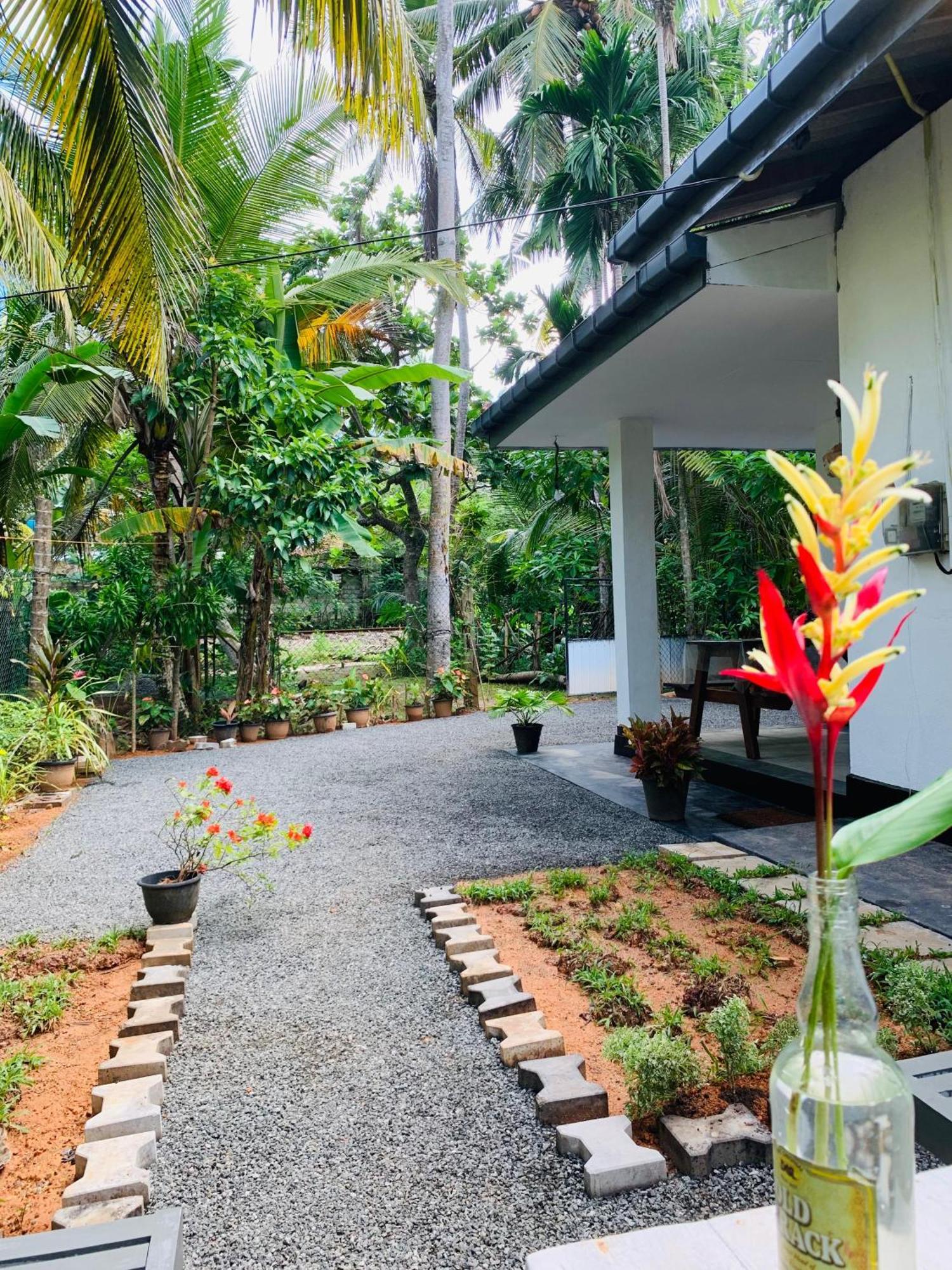 White Heaven Villa Унаватуна Екстериор снимка